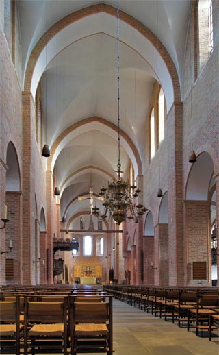 Langhaus im Ratzeburger Dom