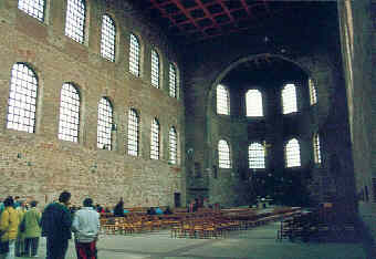 Trier, Palastaula innen